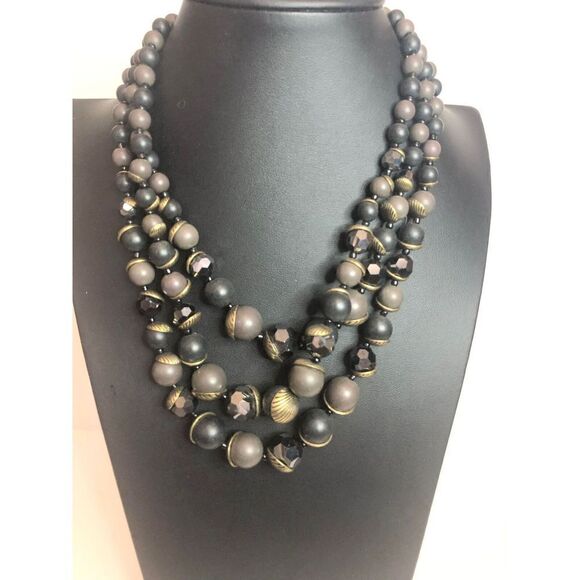 449 Premier Designs beaded gray black goldtone layer necklace 17"-19" - Picture 1 of 2